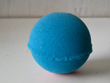 Load image into Gallery viewer, Bath Bomb - Bubble Gum
