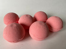 Load image into Gallery viewer, Bath Bomb - Watermelon
